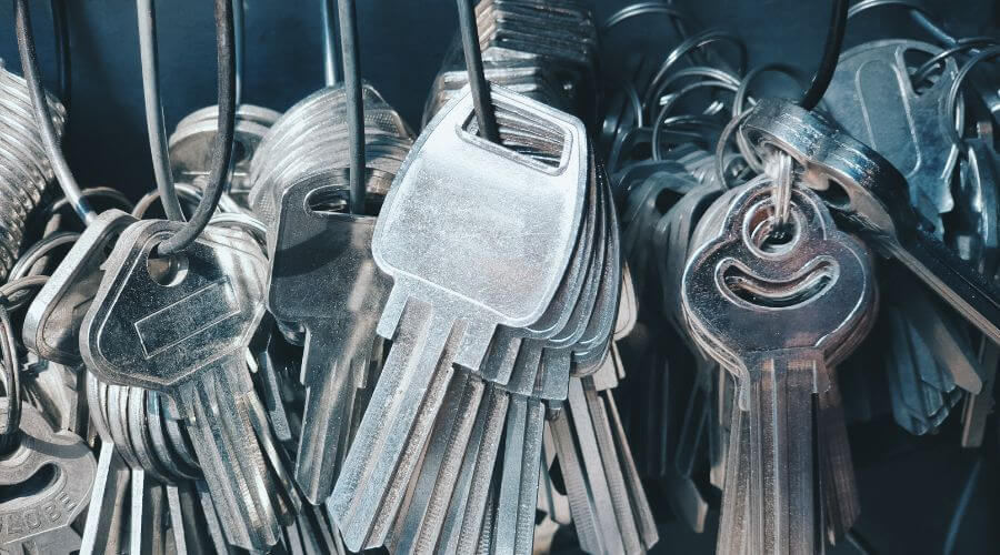 Expert new roof installation services in Brandeis, CA